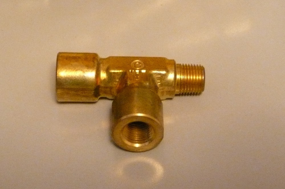 New Swagelok Brass Street Tee B-2-ST 1/8″ fnpt x 1/8″ mnpt x 1/8″ fnpt
