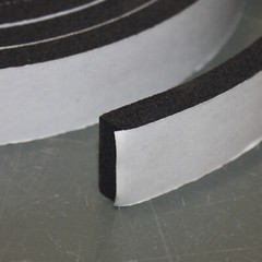 USA Sealing Buna-N Foam Strip ZUSABSR-48, 1″ x 5/16″ x 10 ft, Closed Cell Tape