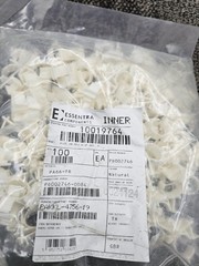 (QTY 100) Essentra 10019764 Push Mount Cable Clamp Lockable White