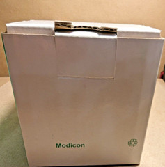 Schneider Electric TM221M16TG M221 Controller, 16 Transistor PNP IO New In Box