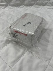 HONEYWELL MICRO SWITCH 1LS2 Enclosed Limit Switch,Snap Action micro switch