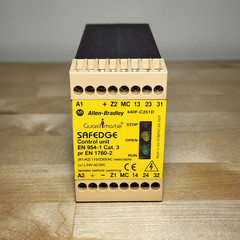 Allen-Bradley 440F-C251D Guardmaster Safedge Control Unit 24VAC/DC 110/230VAC