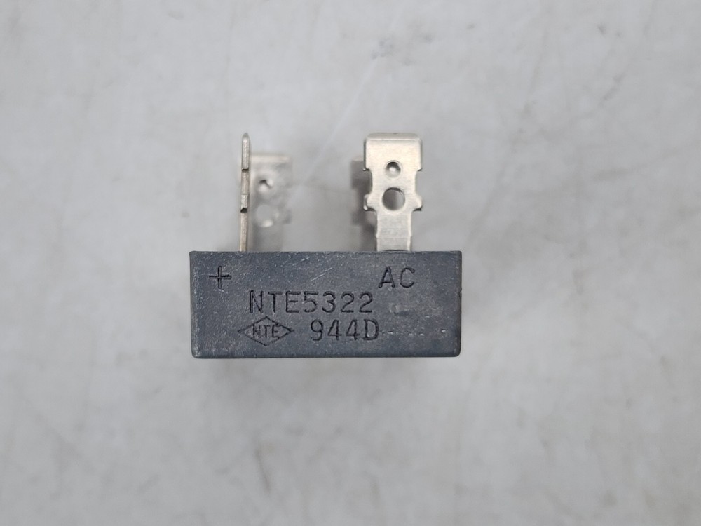 Vintage NTE NTE5322 SI Birdge Rectifier 200V 25A 1.2V 12.5A 1 Piece SK3680