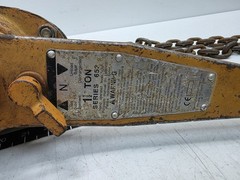 Columbus McKinnon 653 1-1/2ton Lever Chain Hoist Come Along, C&M