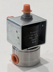 Parker Fluid Control Div Solenoid Valve 3-Way 24V 155-10W 1/8-3/32 30PSI 71215SN