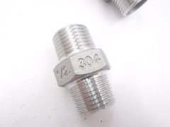 4 Pack Merit Brass 1/2″MNPT #150 Cast 304 Stainless Steel Hex Nipple Fittings