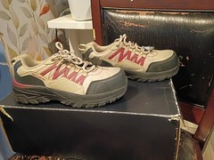 Skechers Memory Foam Composite Safety Toe Slip Resistant Size 6.5