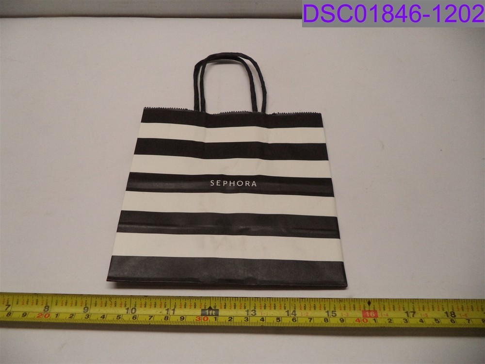 Qty=1 Box of 500: Sephora Mini MM Shopping Bag 6-3/8″ x 6-3/8″ x 3-1/4″ C5171562