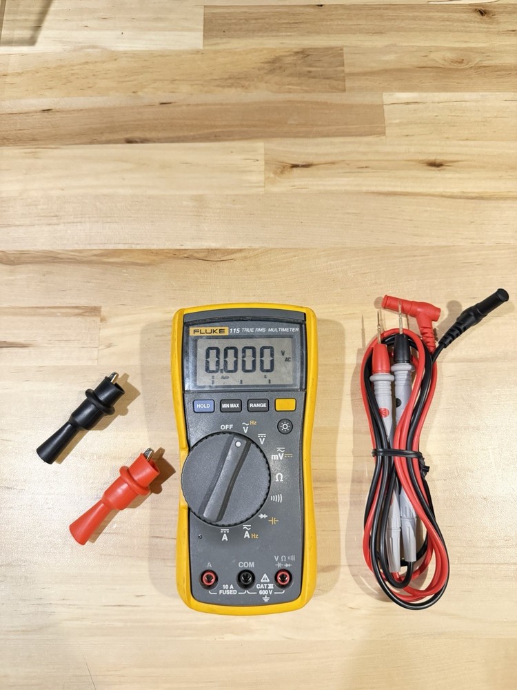 FLUKE 115 TRMS MULTIMETER W/ LEADS & CLIPS – SHIPS FAST
