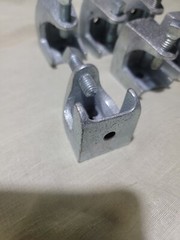 6 NEW STEEL BEAM CLAMP 1″ OPENING, 5/16-18 MOUNTING HOLES