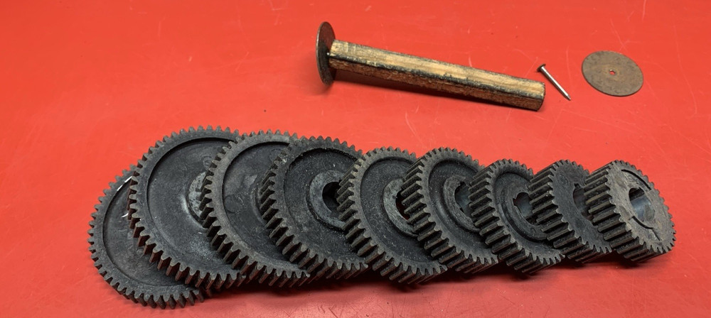 Atlas 618 Gear set unused original set of 9