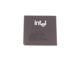 A82385-20 IV (B) 32-bit High Performance Cache Controller 132-pin PGA NOS