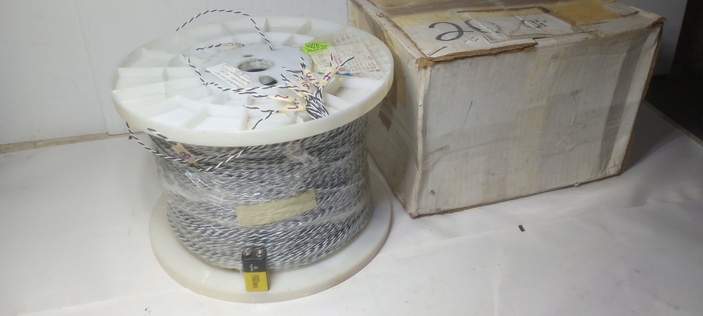 3,539 ft Spool of Sea Wire and Cable 22E19 TWP Black & White 22GA Silver/Copper