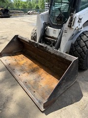 Bobcat Skid Steer Landscape Loader Paving Asphalt S850 Skidsteer 3300 Hours
