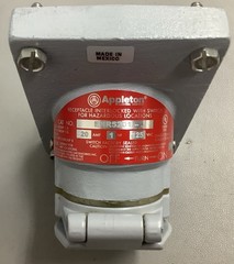 Appleton ENR5201 Explosion-Proof Receptacle w/ Cover 20A, 125V (r53)