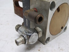 Compact Air Products SG202 Square Base Angular Pneumatic Gripper Grabber 2″ Open
