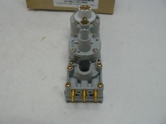 Honeywell RP920A 1033 3 pneumatic receiver controller single input direct acting