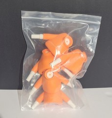 Accutron #33019 Multi use Medium Orange hood-PKG of 5