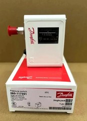 1PC-Danfoss 060-117391 Pressure switch, KP5 1/4 inch/IP30-NEW