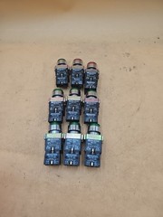 LOT OF 9  Shamrock Controls – RB2-BV6 Illuminated Push Buttons. RB2-BE-101