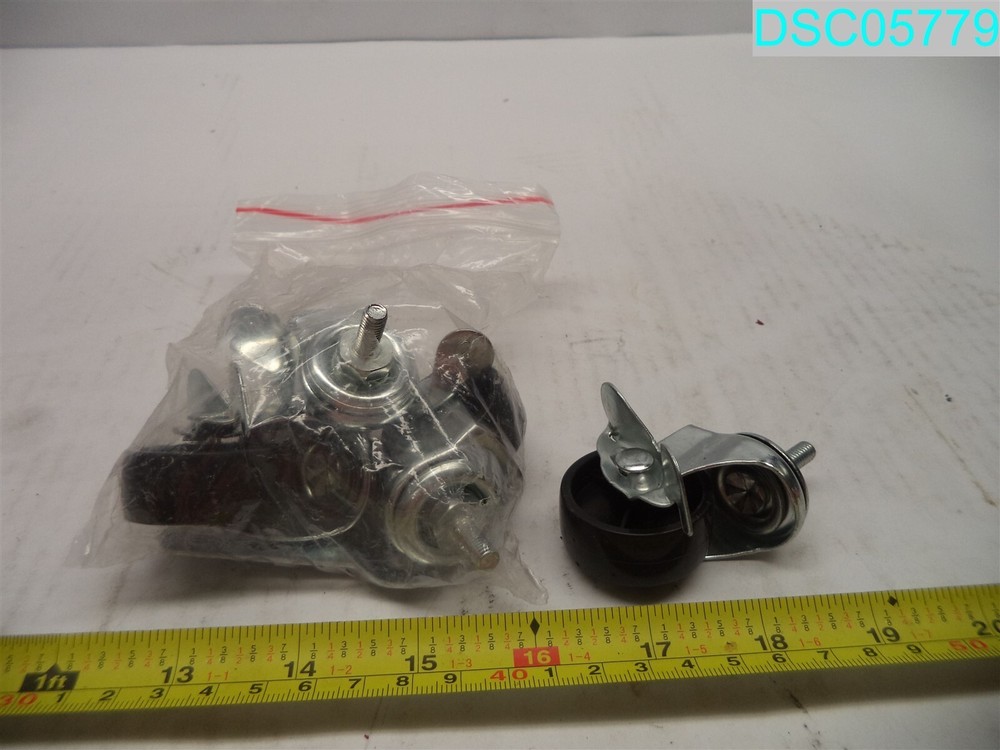 QTY=4:LOCKING CASTER WHEEL’S 2-1/4″ H X 1-1/2″ OD X 5/8″ W STEM 1/2″ L X 1/4″-20