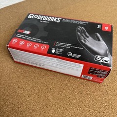GPNB42100 GlovePlus Black Nitrile PF Ind Gloves, Small