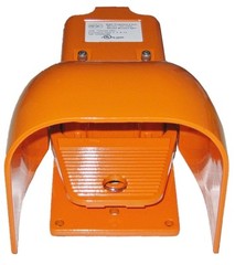 SSC Controls G500-MO Foot Switch, Momentary, SPDT, Oversized Guard
