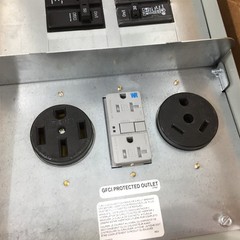 Eaton 125A Power Outlet Panel 1PH 3 Wire Surface Mount CHM9N9NKNS Temp Power/RV