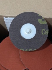 3M Quick-Change Disc: Roloc TR, 3″ Dia, 120 Grit Box of 50 7000000557