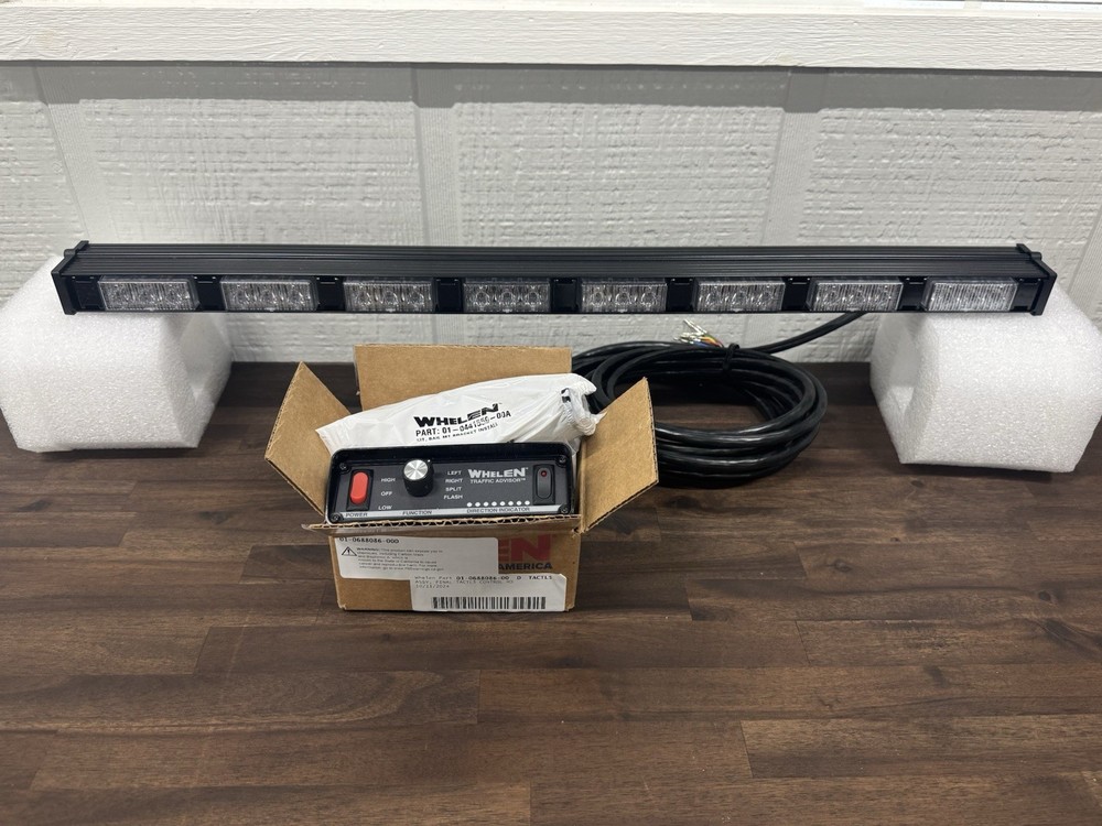 Whelen Traffic Advisor TAM83 Super-LED TIR3 Amber 12VDC Light Bar