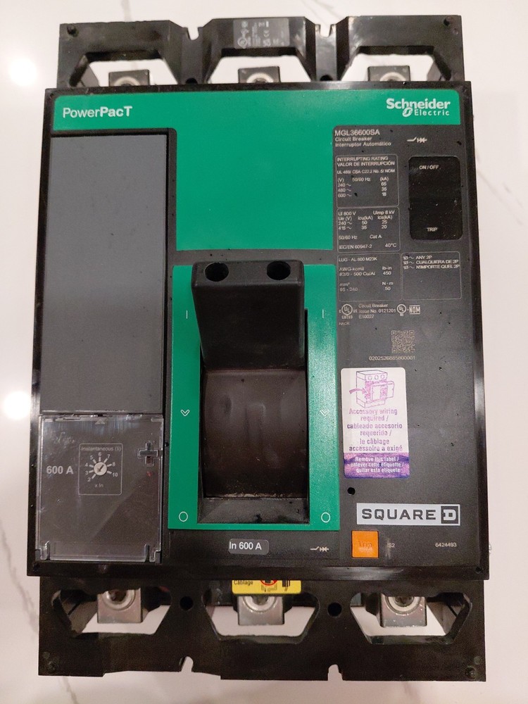 Square D MGL366000SA PowerPacT 3Pole 600Volt 600Amp Bolt-On Breaker, Shunt