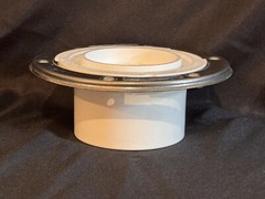 Lot of 4 — Sioux Chief Closet Flange TKO PVC Hub 3″ /4inch 884-PTM Genuine OEM
