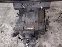 3 HP SEIKI MODEL #3VX VARIABLE SPEED VERTICAL RAM TYPE KNEE MILL: YOBRO #23840