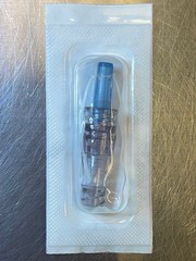 ICU MC100 MicroClave Clear Neutral Connector Case of 100/ EXP 2030-07-01