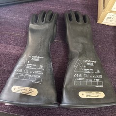 ActivArmr Electrical Insulating Gloves Class 00 RIG0014B80 Date Feb 2025 1 Pair