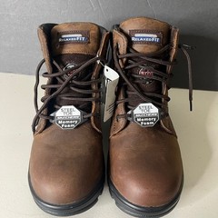SKECHERS WOMANS SAFETY TOE (STEEL TOE) WORK BOOT SIZE 7.5 MEMORY FOAM INSIDE NWT