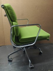 Authentic Herman Miller Eames Soft Pad Group Management Chair Green Fabric EA43