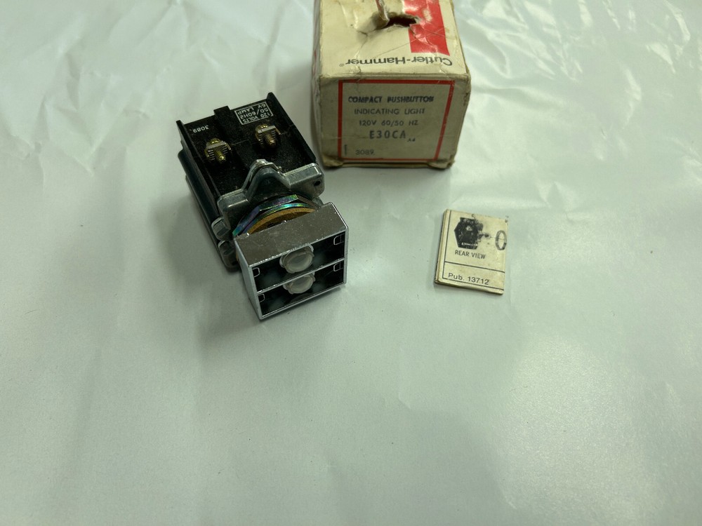 NEW Cutler Hammer E30CA Compact Pushbutton Indicating Light 120V 60/50Hz
