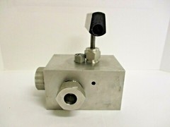 BUTECH, 3-WAY NEEDLE WAY, 30WGV97V, MAWP: 30,000PSI @ 72*F, 316A