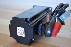 Yaskawa SGMAH-04A1F-AP41 400w AC Servo Motor Encoder 200v 3,000rpm 1.27Nm 2.8amp