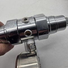 Specialty Gas 2 Gauge Two Stage High Purity Gas Regulator 3000PSI Max Lot Of 2