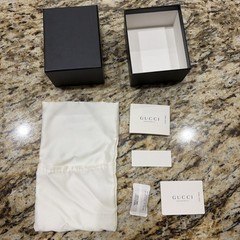 Authentic GUCCI Empty Gift Box Black White Italy w/ paperwork 3.5×2.5×4″