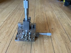 Newport 462 XYZ Series Stage with 16mm Range Micrometer Actuation