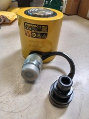 ENERPAC RCS-201 20 TON- STROKE 1 INCH HYDRAULIC CYLINDER MAX 10000PSI/700 BAR