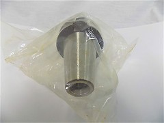Accupro BT40 Taper Shank End Mill Holder 2.56 Projection 5/8 Hole Dia 582396