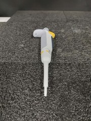 BrandTech Transferpette S 1 Channel 2-20µL Micropipette