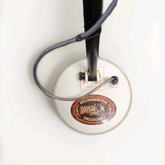 Tesoro COMPADRE Metal Detector with 7 Inch Coil – ** TESTED ** W4