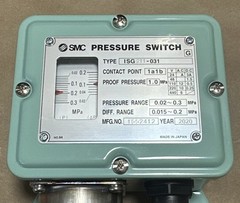 NEW NO BOX- SMC Pressure Switch ISG211-031 0.02~0.3MPa Press Range, 1.0MPa Proof