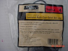 Uncle Mike’s P/N 7497-4 Size 4 Laminated Radio Case Swivel Belt Loop