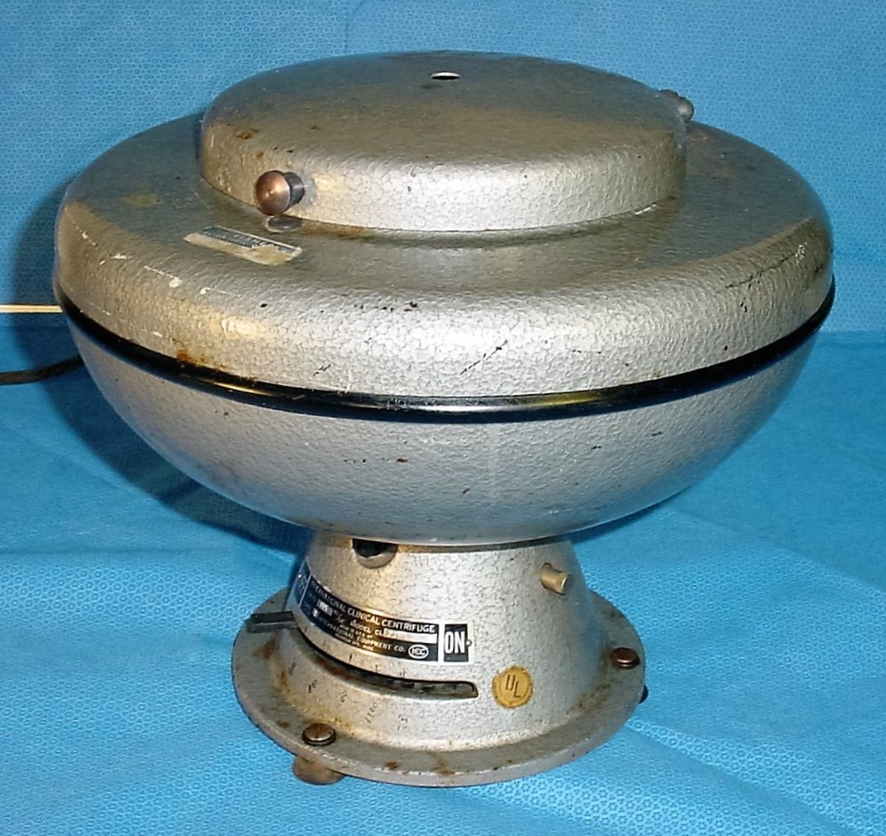 International Clinical Benchtop Centrifuge with Type 213 Four Position Rotor